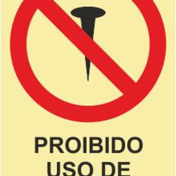 Sinais de Proibição - Fotoluminescente 2F. (Aplicação por Suspensão) 300x400mm