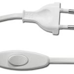 Extensão Branca 2P c/ Ficha + Interruptor Passagem (1,5 mts)