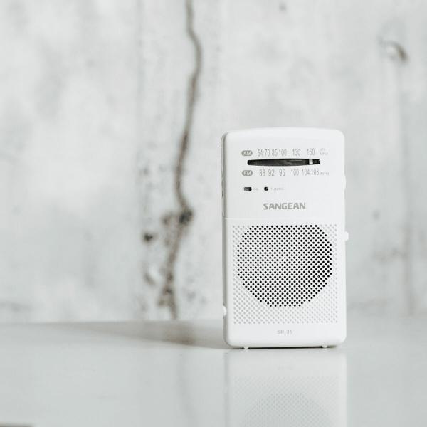 Rádio Sangean SR35W BLANCO Branco Preto