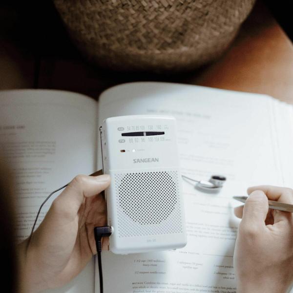Rádio Sangean SR35W BLANCO Branco Preto