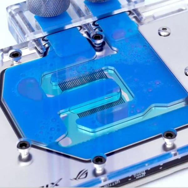 Líquido refrigerante THERMALTAKE CL-W246-OS00RE-A