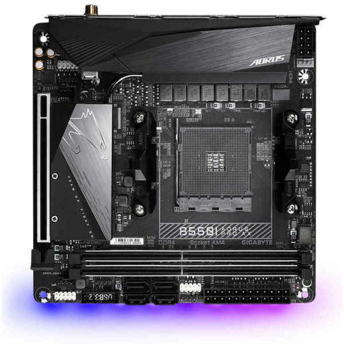 Placa Mãe Gigabyte B550I AORUS PRO AX mATX AM4     AMD AM4 AMD AMD B550  