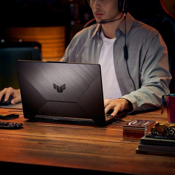 Laptop Asus 90NR0JV7-M006Y0 15,6" AMD RYZEN™ 7 7435HS 16 GB RAM 512 GB SSD NVIDIA GeForce RTX 3050 (Recondicionado A+)