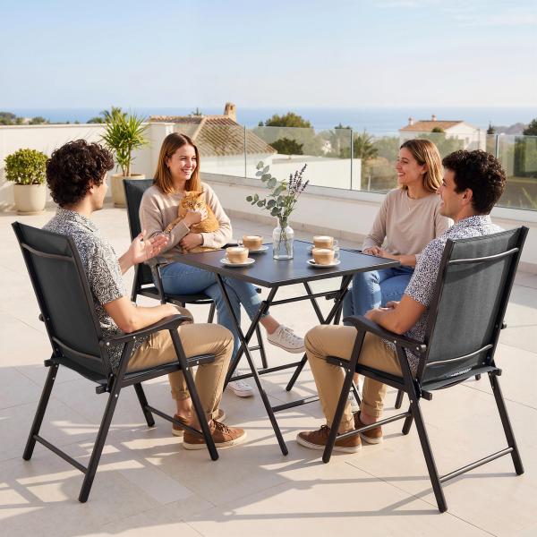 Conjunto de 4 Cadeiras de Jardim para Exterior Dobráveis com Encosto Alto e Apoios de Braços para Terraço e Praia 58x62x97 cm Preto