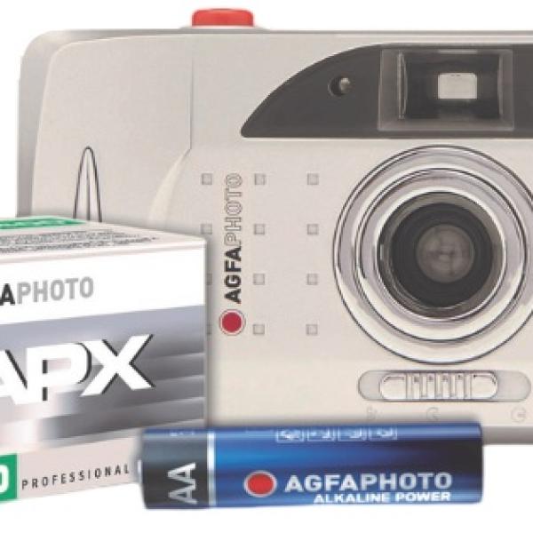 Pack Máquina Fotográfica Analógica Compact FF 35mm + Pilha AA + Rolo APX 400 - AGFAPHOTO