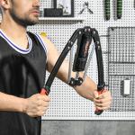 Extensor de Peito com Resistência Ajustável 10 - 200 kg para Treino em Casa 43x16x5 cm Preto