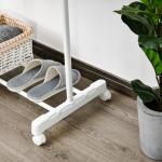 Charriot com Altura Ajustável Cabide com Rodas Portátil Prateleira Inferior Aço 68,5x42x87 - 145cm Branco e Prata