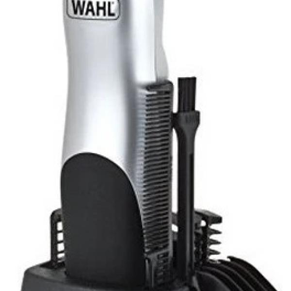 Aparador de Barba 3023 - 0471 c/ Acessórios (Pilhas) - WAHL
