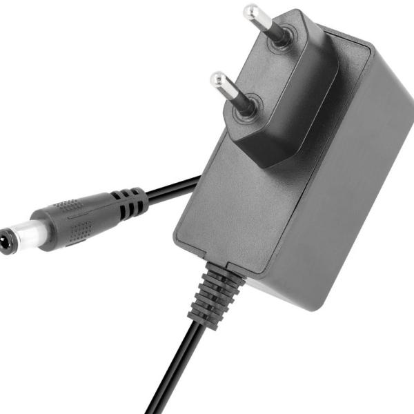 Alimentador AC/DC 18V 500mA 9W (5,5 x 2,1/2,5) - NIMO