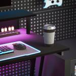 Secretária Gaming com Luzes LED 100x60 cm Tomadas de Corrente Suporte para Monitor Prateleiras e Comando Remoto Preto