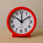Relógio de Mesa Analógico – Vermelho (Quartzo)