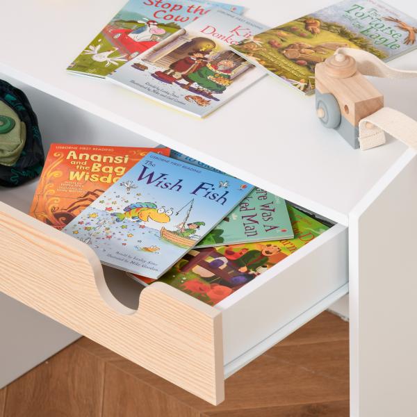 Secretária para Crianças de 3 e 6 Anos Conjunto de Mesa e Cadeira com Gaveta e Prateleira para Livros 70x50x75 cm Branco e Madeira