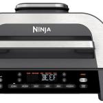 Fritadeira Air Fryer Foodi Smart XL 6 - EM - 1 DG551EU 3.8L 1760W c/ Grill (Preto/Prateado) - NINJA