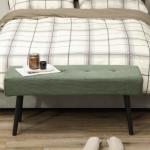 Banco de Pé de Cama em Bombazina com Assento Acolchoado, Design Capitoné e Pernas de Aço para Quarto Branco Verde