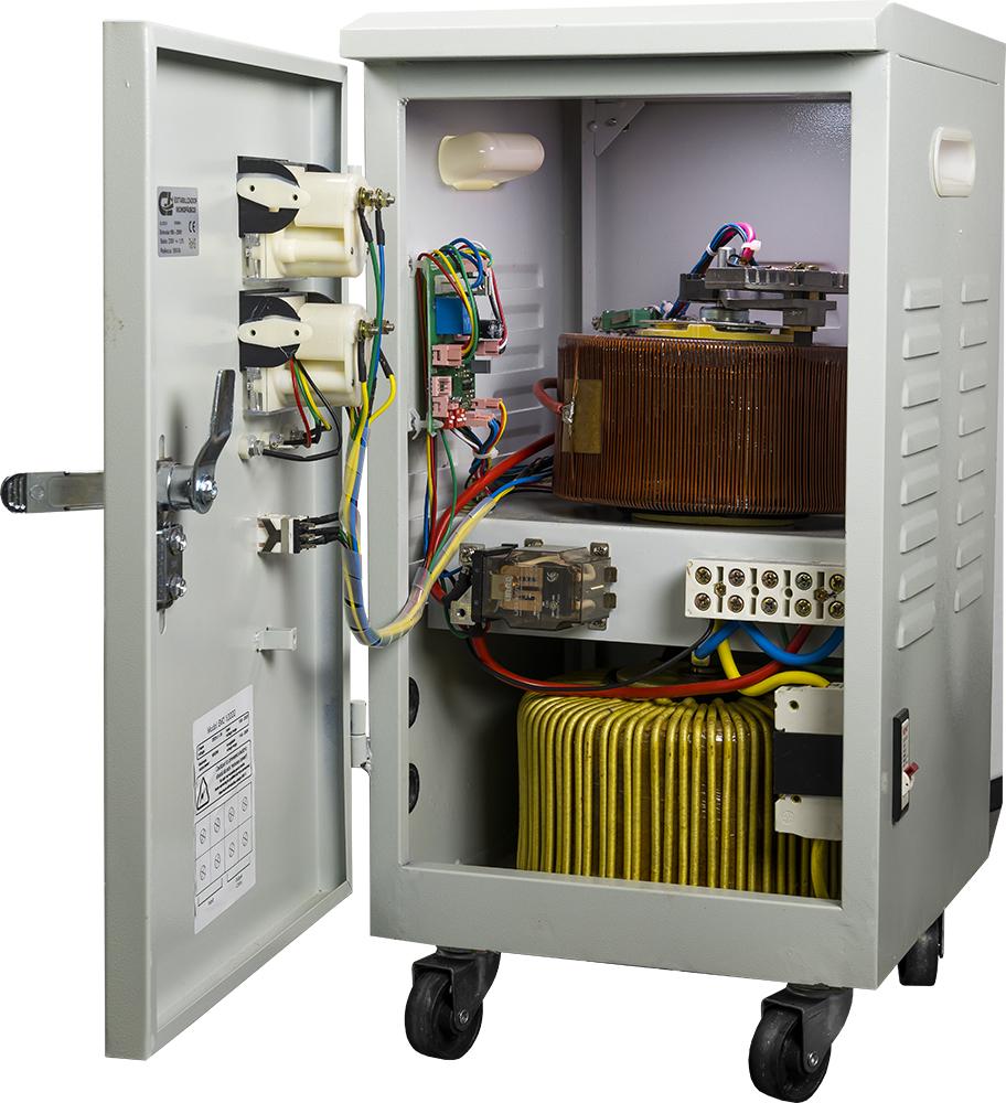 Estabilizador Monofásico de Tensão 230V 43,5A 10KVA