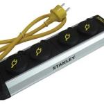 Extensão Quadrupla IP44 c/ Tampas Protecção + Gancho (1,5 mts) - STANLEY