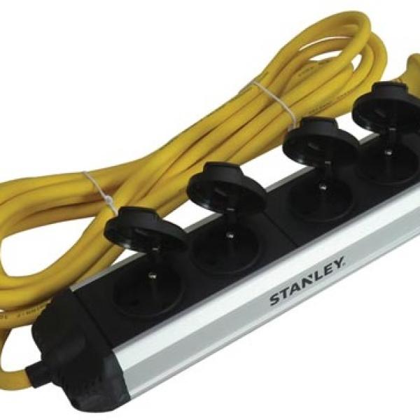 Extensão Quadrupla IP44 c/ Tampas Protecção (1,5 mts) - STANLEY