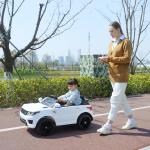 Carro Elétrico SUV Infantil 12V com 2 Motores Controlo Remoto Faróis Buzina Bluetooth Música USB e Abertura de Porta 3 - 5km/h 110x68x52cm Branco