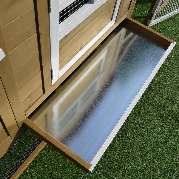 Galinheiro de Madeira Exterior Gaiola para 2 - 4 Galinhas com Grade de Arame Tetos Asfálticos Ninho Bandeja Removível Rampa e Zona Aberta 200x80x105cm Natural e Preto