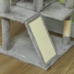 Arranhador para Gatos com Postes de Sisal Plataformas Cavernas Bolas Pendentes e Redes 49x49x138 cm Cinza Claro