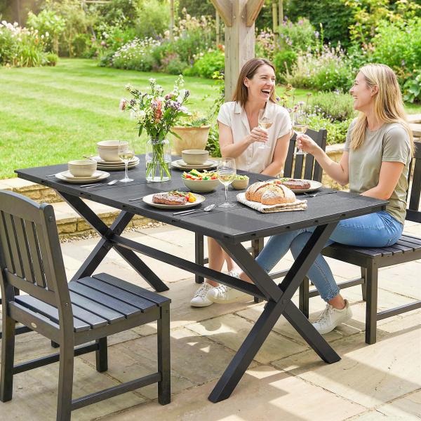 Mesa de Jantar Retangular para Jardim para 6 Pessoas com Tampo de HDPE Efeito Ripas e Estrutura Metálica 150x90x74 cm, Preto