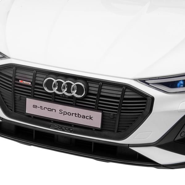 Carro Elétrico Audi E - Tron 12V para Crianças acima de 3 Anos com Controle Remoto Faróis Buzina Música MP3 TF USB e Abertura da Porta 3 - 8km/h 108x60x47cm Branco