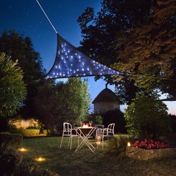 Vela de Sombra Triângulo c/ Céu Estrelado LED (Azul Escuro) - PEREL