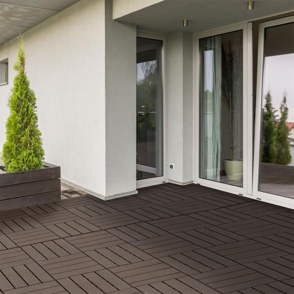 Conjunto de 9 Estrados 30x30cm com Área de 0.81 m² para Exterior e Interior Estrados com Sistema Click com Superfície Antiderrapante para Balcão Terraço Jardim Marrom