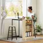 Conjunto Mesa Alta com 2 Bancos Apoios para os Pés 3 Compartimentos Prateleira Ajustável para Cozinha Carvalho