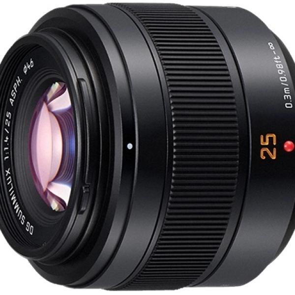 Objetiva 25mm Leica f/1.4 II DG Summilux p/ Micro 4/3 (Preto) - PANASONIC