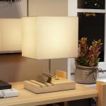 Candeeiro de Mesa com Portas USB - A/C Três Ranhuras para Telemóveis Base de Madeira e Ecrã de Tecido E27 40W 25x20x40,5 cm Branco
