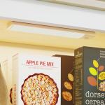 Armário de Cozinha com Luz LED Sensor de Movimento Móvel Auxiliar de Cozinha com Iluminação Regulável em 3 Cores 4 Portas e Prateleiras Ajustáveis 80x40x176,5 cm Branco