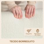 Poltrona Nórdica Poltrona Sala de Estar Estofada em Borrego com Apoio para os Braços de Madeira 74,5x76x78 cm Creme