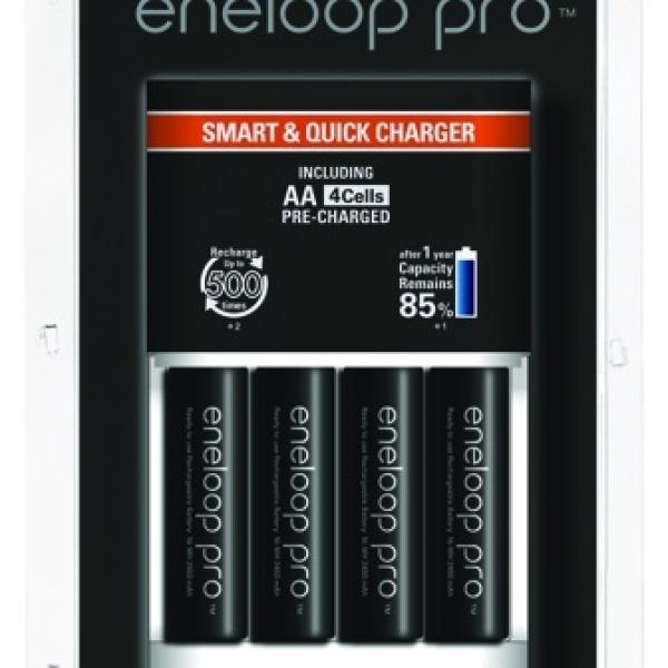 Carregador + 4 Pilhas Recarregáveis K - KJ55HCD40E AA 2500mAh eneloop Pro - PANASONIC