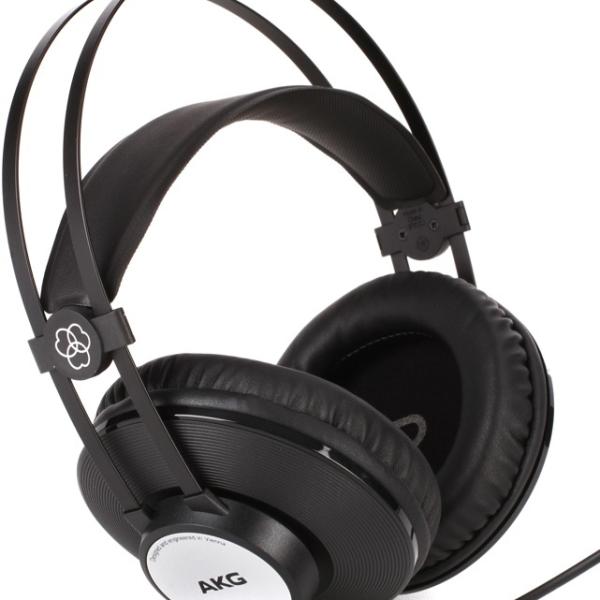 Auscultadores Fechados OVER - EAR (Preto/Prateado) - AKG