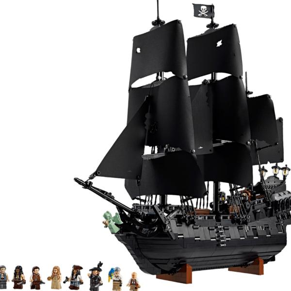 LEGO Icons: Barco Pirata do Capitão Jack Sparrow - LEGO