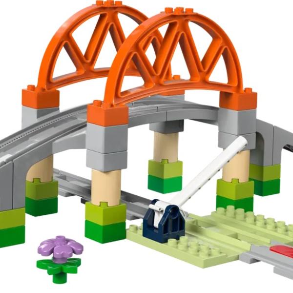 LEGO Duplo: Set de Expansão de Ponte e Carris para Comboio - LEGO