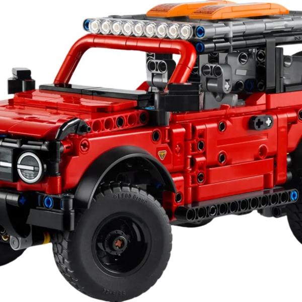 LEGO Technic: SUV Ford Bronco - LEGO