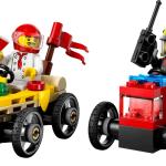 LEGO City: Pack de Carros de Corrida Pizza vs. Carro dos Bombeiros - LEGO