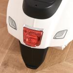 Mota Elétrica Vespa 6V com Farol Buzina e Rodas Auxiliares para Crianças de 18 - 36 Meses Branco 66,5x38x52 cm