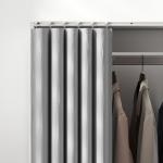 Roupeiro com Rodas, Cortina, Barra de Pendurar e 2 Compartimentos para Quarto 60x40x128 cm Branco