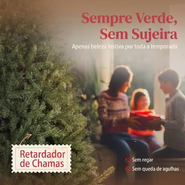 Árvore de Natal Artificial 210 cm com 2641 Ramos e Base Metálica Dobrável, Realista e Frondosa, Verde