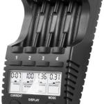 Carregador Profissional de Pilhas AA/AAA c/ LCD - everActive