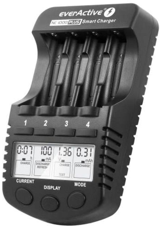 Carregador Profissional de Pilhas AA/AAA c/ LCD - everActive