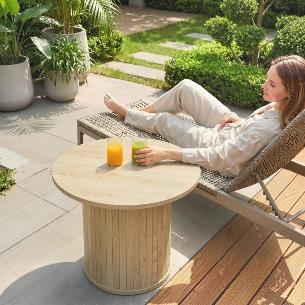 Mesa de Centro Redonda com Base de Coluna de Ripas para Sala de Estar ou Quarto Ø60x40 cm Madeira