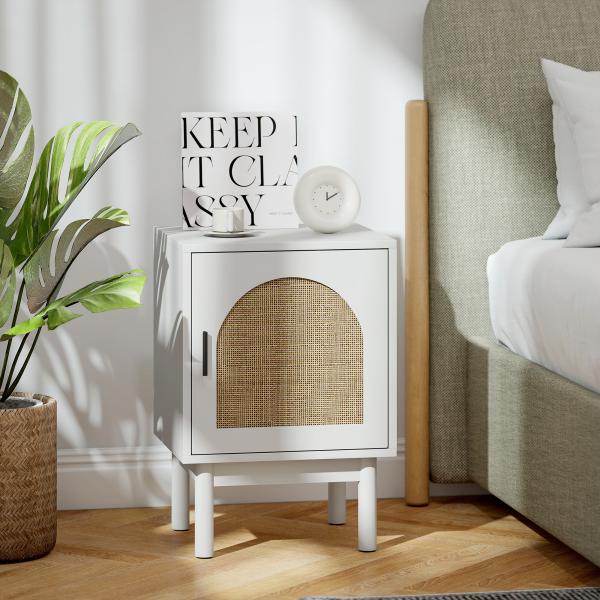 Mesa de Cabeceira com Porta de Vime Prateleira Ajustável e Pés de Madeira Estilo Boémio Mesa Auxiliar 40x35x58 cm Branco