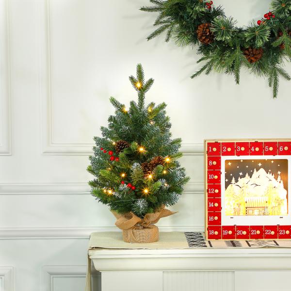 Árvore de Natal de Mesa 60 cm com 20 Luzes LED 141 Ramos 5 Pinhas 5 Cachos de Bagas Vermelhas e Suporte de Metal Verde