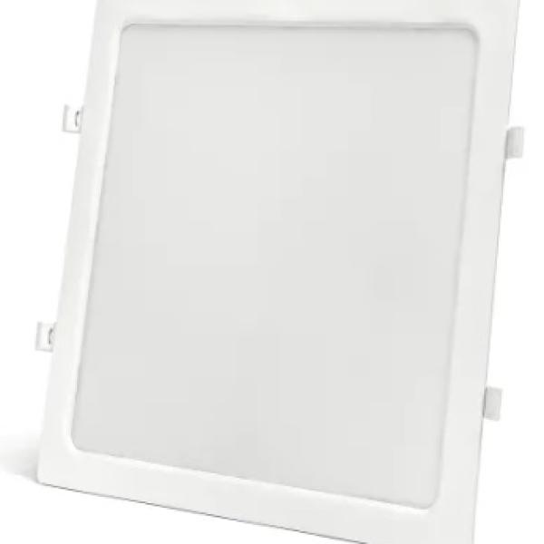 Painel de LED Quadrado (30 x 30 cm) 24W 6000K 2700Lm