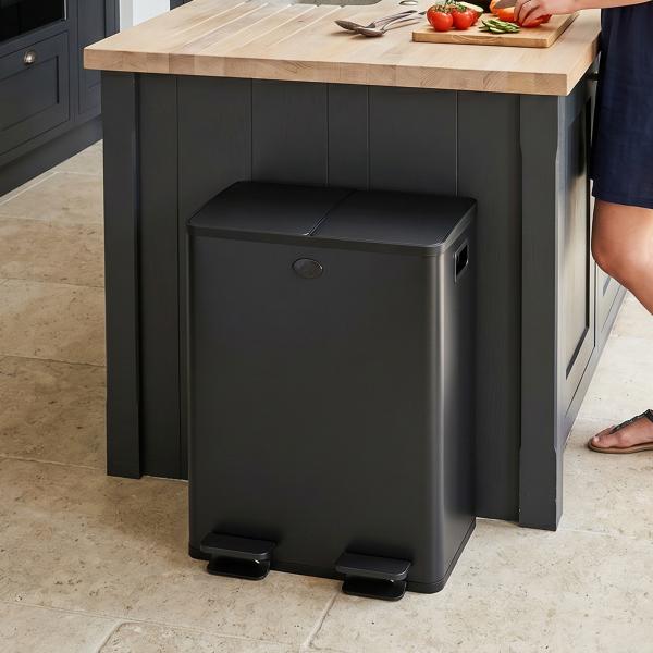 Papeleira de Cozinha em Aço Inoxidável com 2 Compartimentos 2x20L Pedal, Tampas de Fecho Suave e Balde Removível Preto