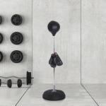 Saco de Boxe de Pé Punching Ball com Altura Ajustável em 4 Níveis 126 - 144 cm Base Preenchível e Luvas de Boxe para Adultos e Adolescentes Preto